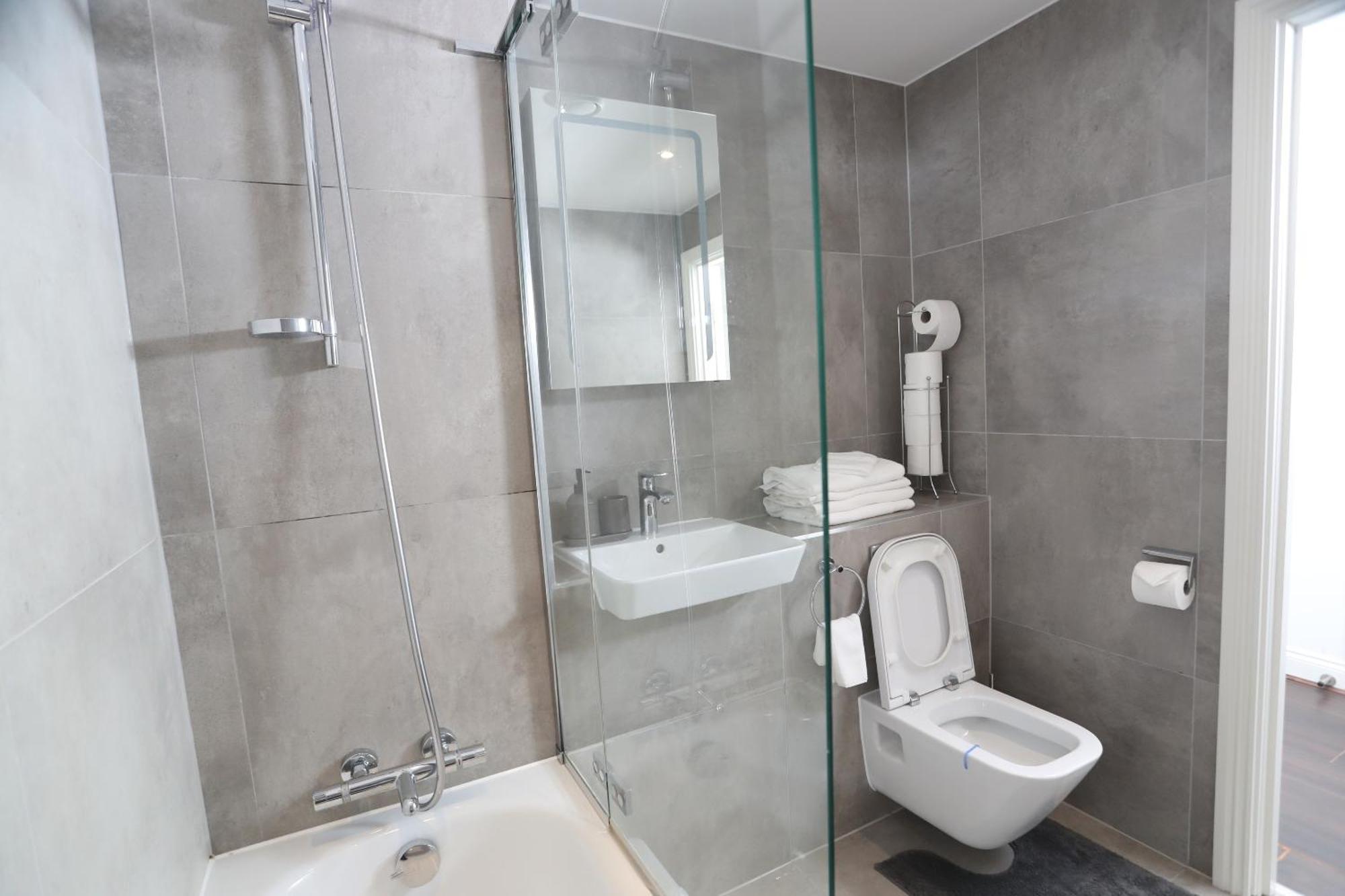 Luxury Apartments In Central Watford Watford  Eksteriør billede